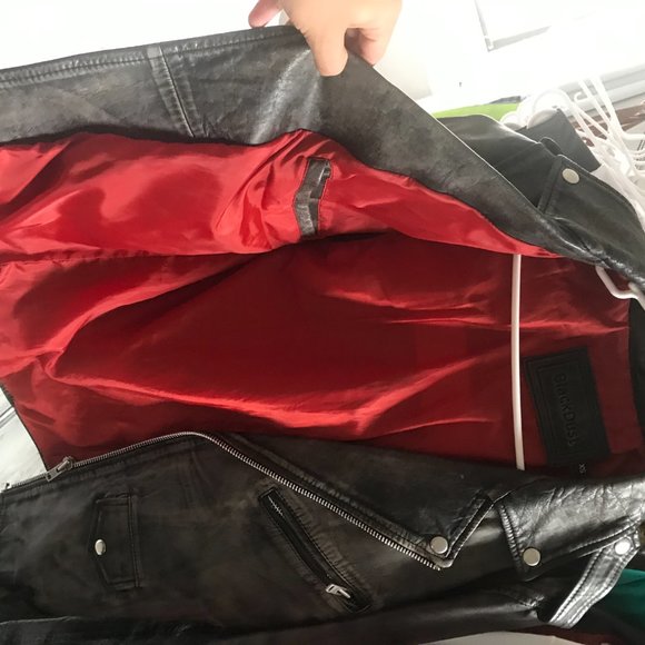 Small Leather Jacket - Picture 2 of 2